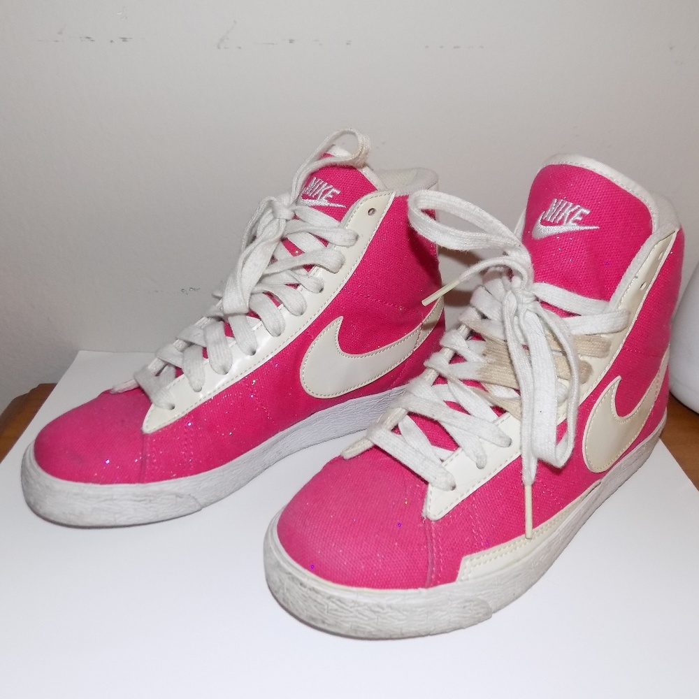 PINK NIKE HIGH TOPS